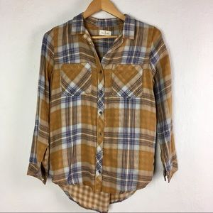 Thread and Supply Button Front Shirt Women’s S